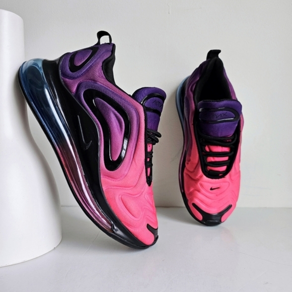 Nike Shoes - NIKE AIR MAX 720 Sunset Sneakers Women's Size 8